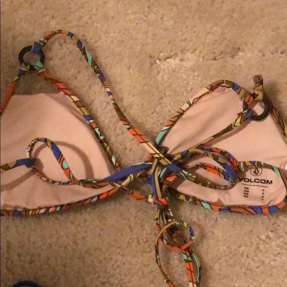 Volcom Bikini - Picture 4 of 4